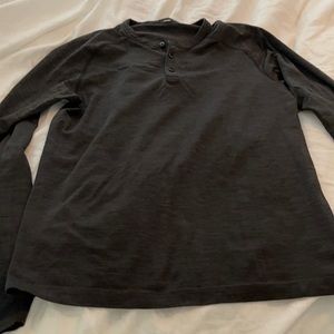 Lululemon athletic shirt